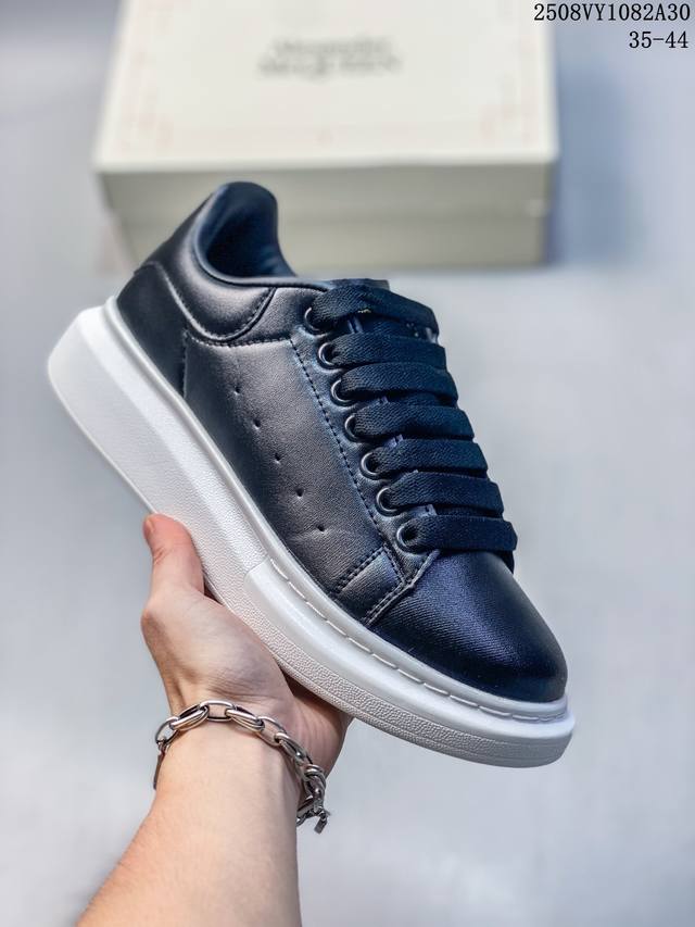 Italian high-end luxury brand Alexander Mcqueen Sole Leather Sneakers low-top fa