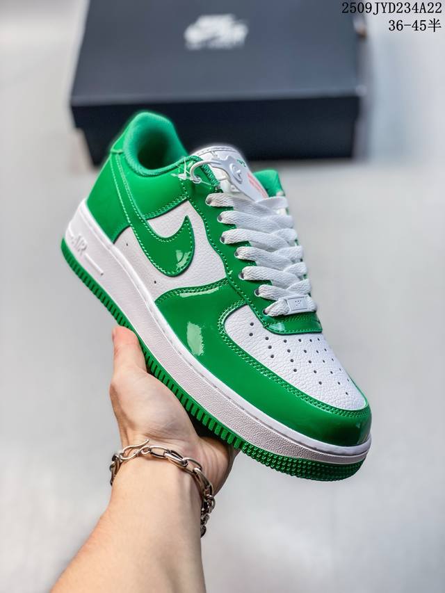Company-grade Nike Air Force 1 '07 Air Force One low-top casual sneakers, impor