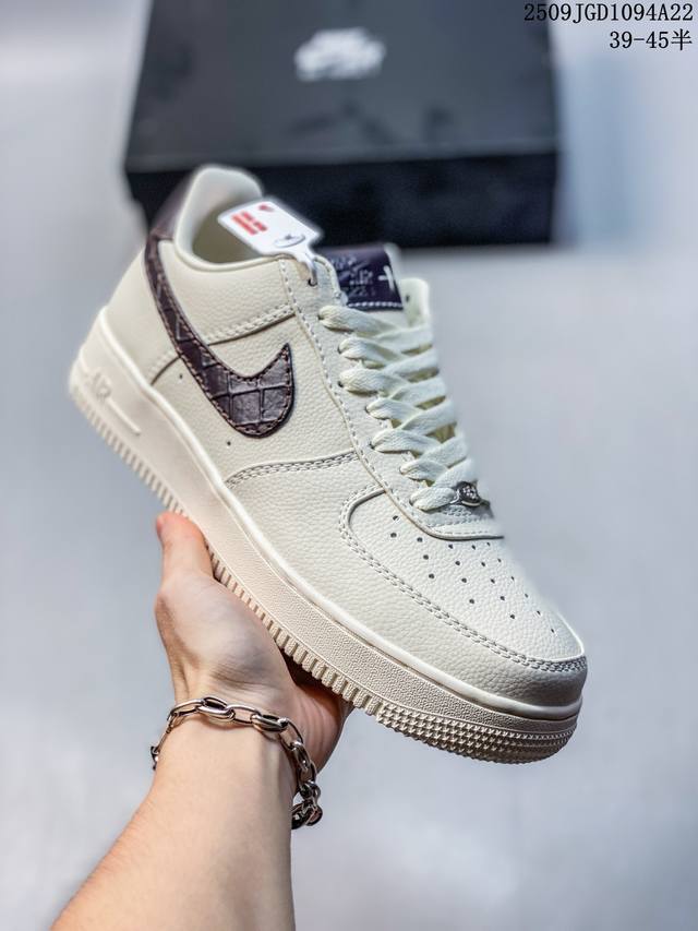 Company-level Nike Air Force 1 '07 Air Force One low-top casual sneakers, impor
