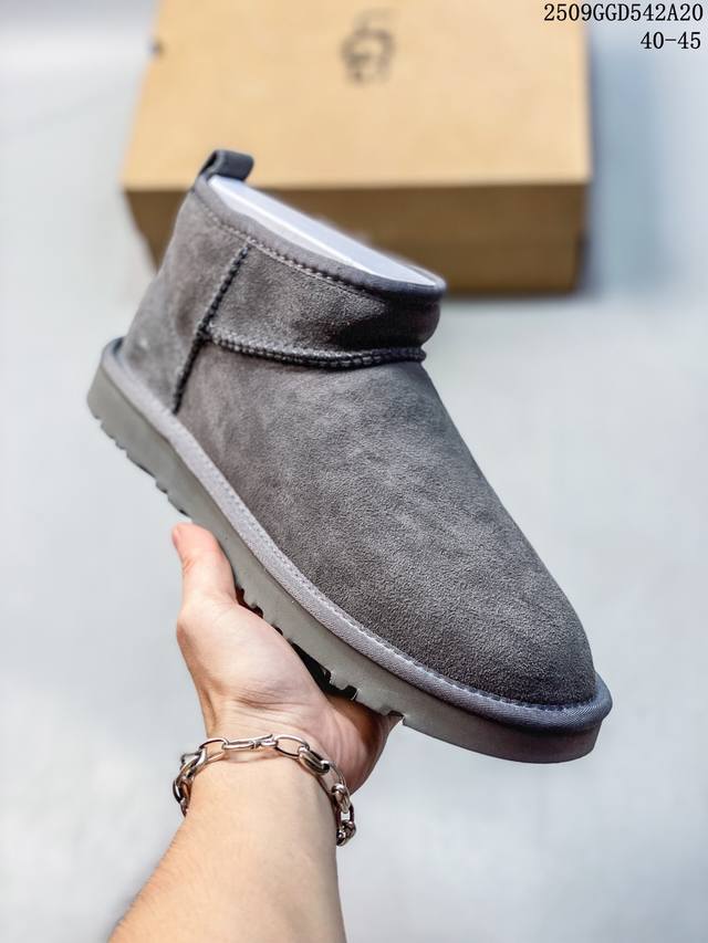Ugg 1116109 Classic Ultra Mini Winter Fur Warm Snow Boots Fur Ankle Boots Size: