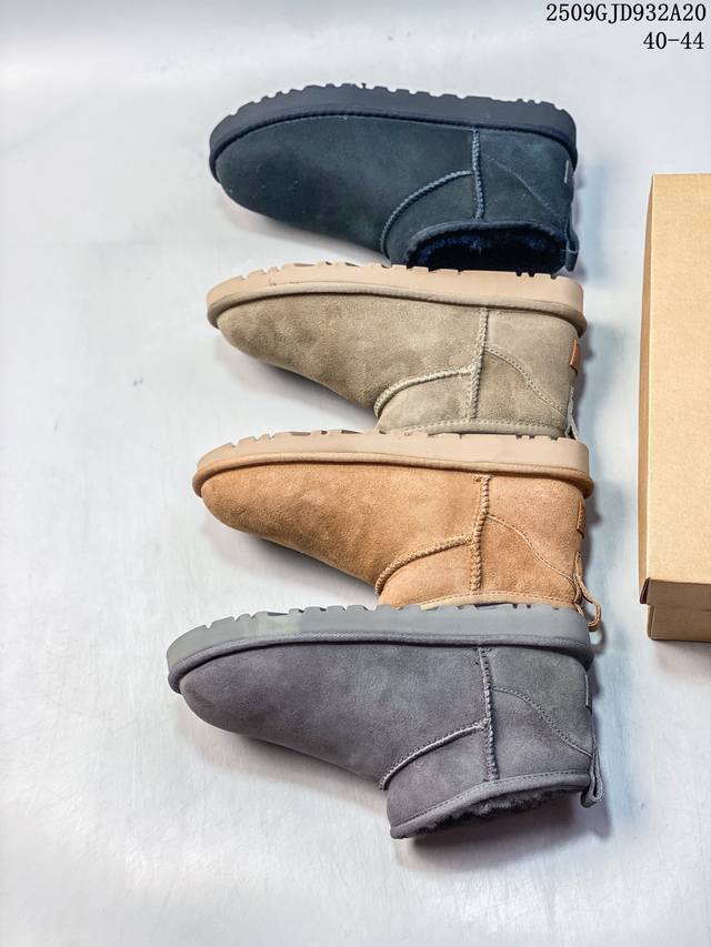 Ugg 1116109 Classic Ultra Mini Winter Fur Warm Snow Boots Fur Ankle Boots Size: