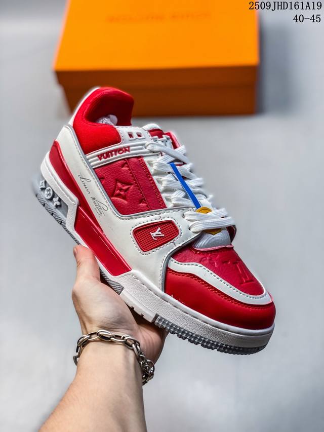 Louis Vuitton LV Louis Vuitton sneakers are a favorite among celebrities, with t