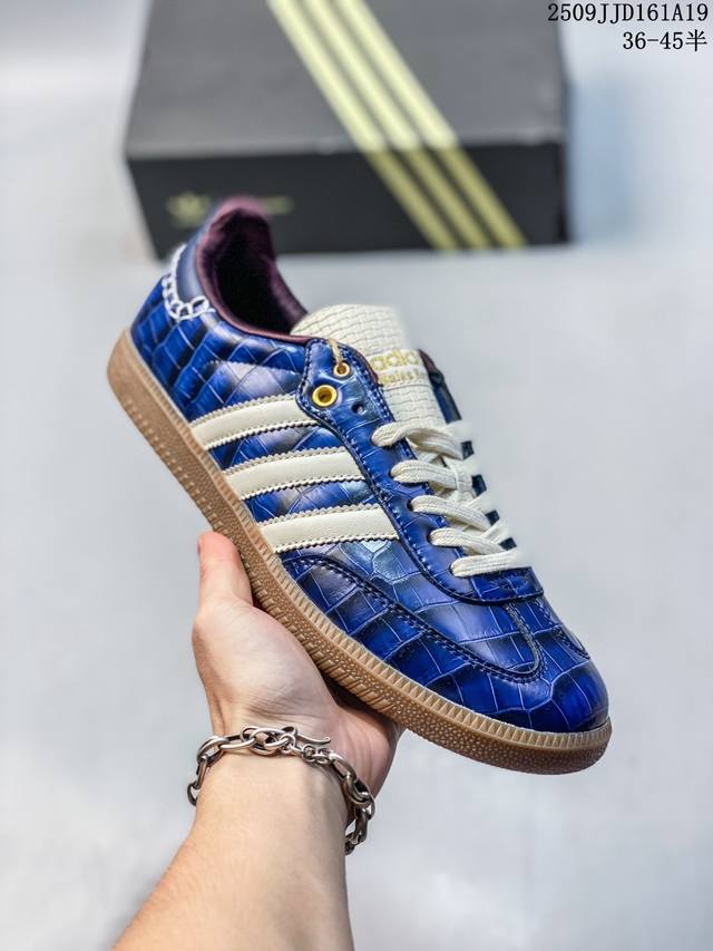 The adidas Kasina x adidas Originals Samba collaboration Samba training shoes f