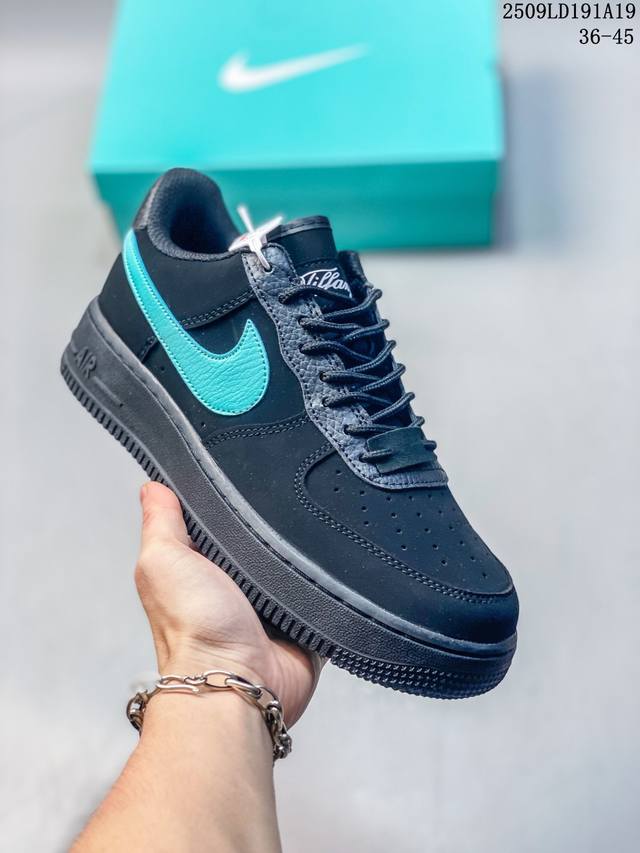 Company-grade Nike Air Force 1 '07 Air Force One low-top casual sneakers, impor