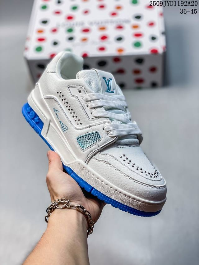Brand new Lv diamond Louis Vuitton Trainer Sneaker Low casual sports culture ve
