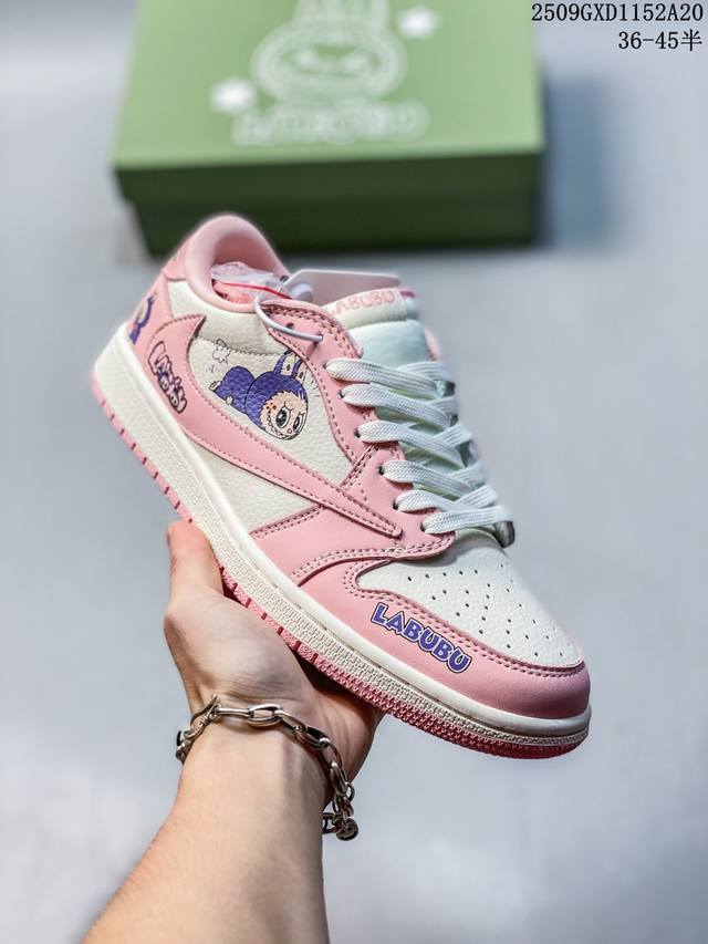 Corporate-level fashion elements X Jordan Air Jordan Low inverted hook "Labubu