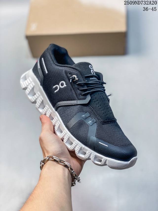 The company-level Cloudboo Strike long-distance racing new running shoe is ultra