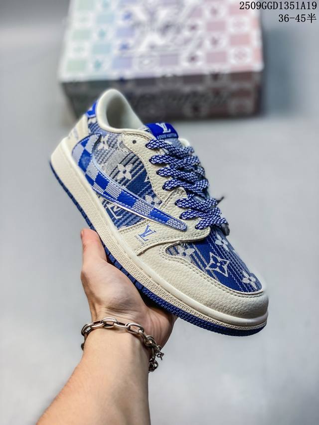 Travis Scott X Fragment Design X Jordan Air Jordan 1 Low Og Sp "Supreme North Fa