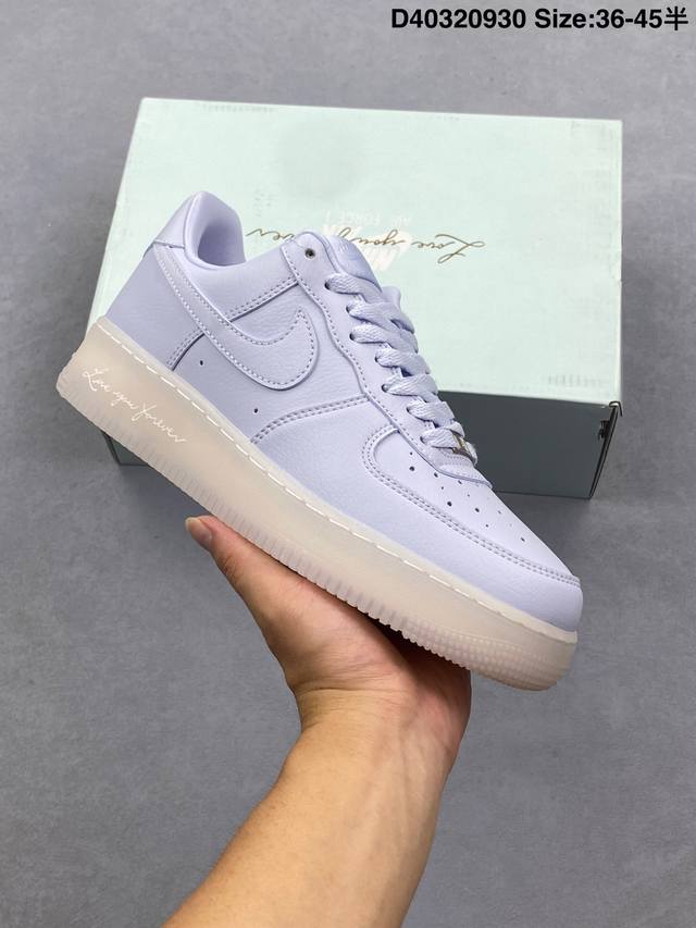 Authentic Nike Air Force 1'07 low-top versatile casual sneakers. Soft, springy