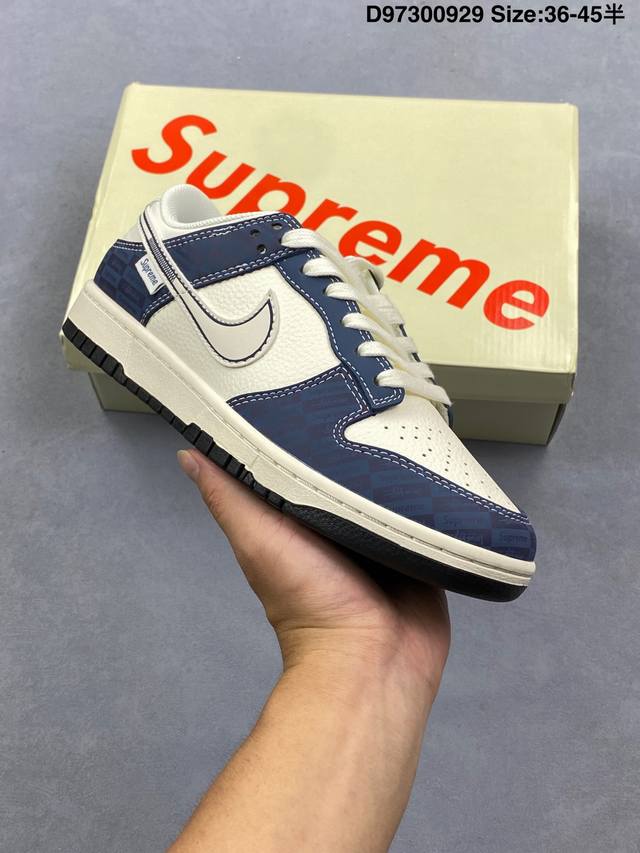 Nike Dunk Low Retro Sneakers: Step up and show your style. Made from durable na