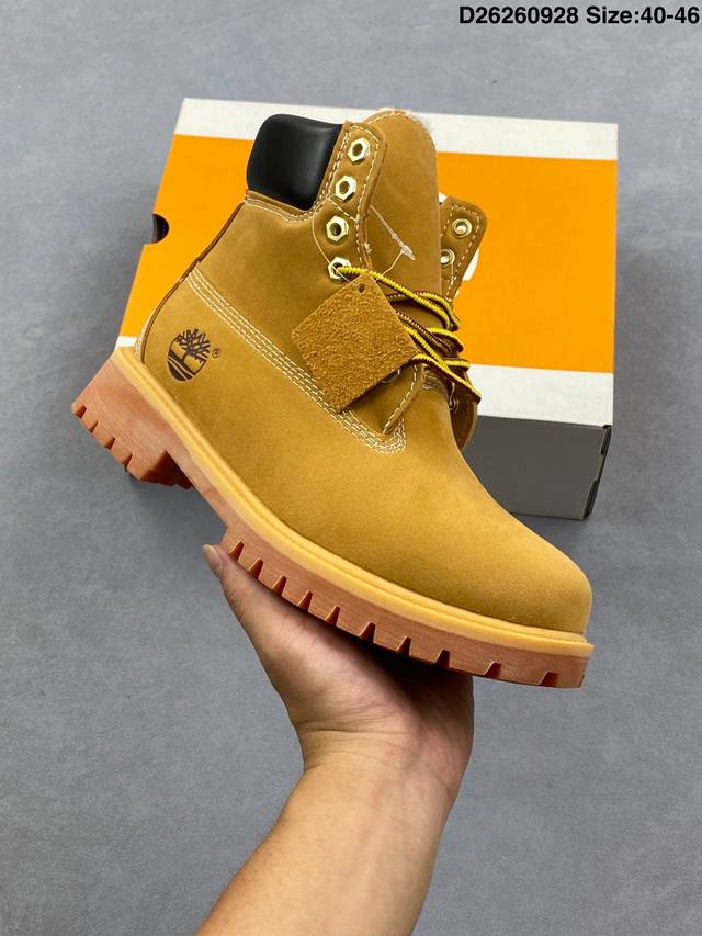 Timberland mid-top outdoor casual shoes, a perennial bestseller, are British ret