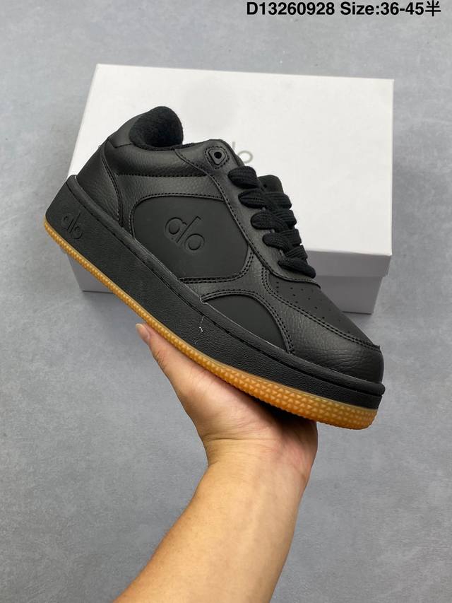 Alo Yoga Sunset Comfortable Lifestyle Casual Shoes for Unisex. Brand Story: Alo