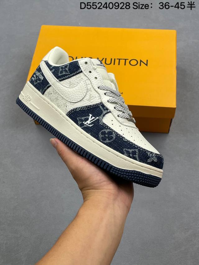 Nike Air Force 1 '07 Low, a versatile, low-top, thick-soled, height-enhancing c
