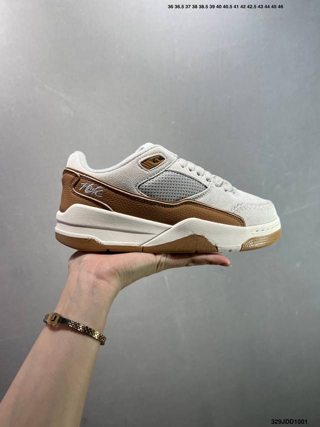 Genuine label Who Decides War X Nike Jordan Flight Court Ate with non-slip wear