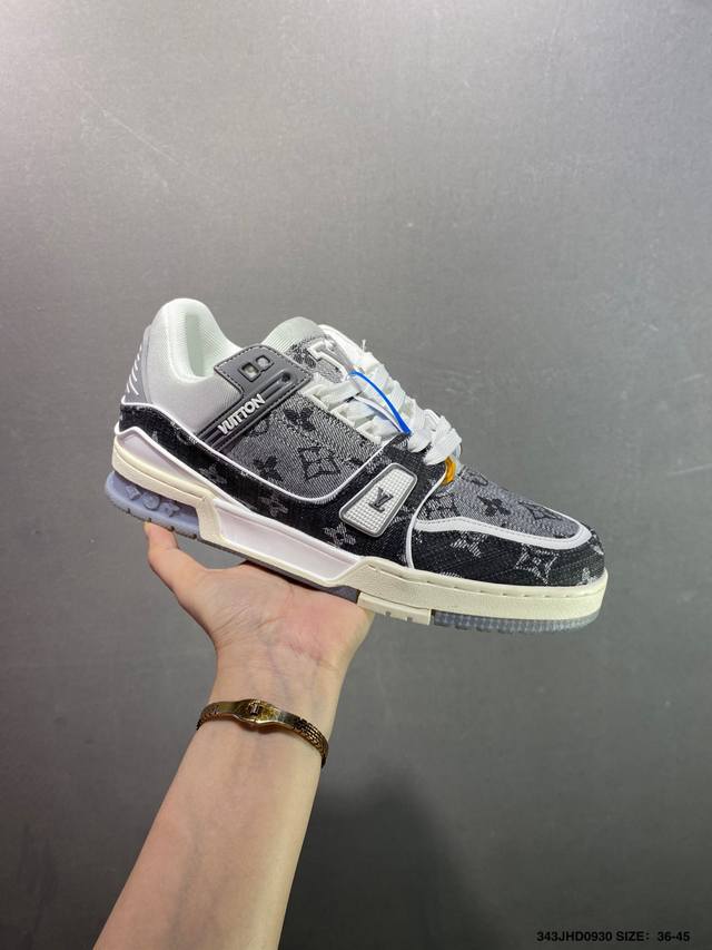 Louis Vuitton LV Louis Vuitton sneakers New LV Trainer sneakers in the latest co