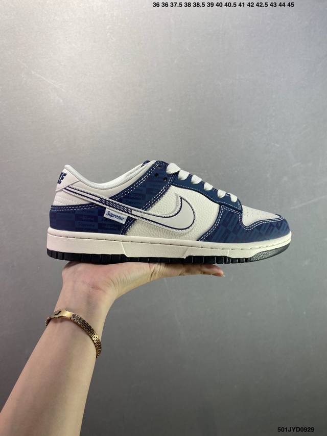 Corporate-level Nike Dunk Sb Low custom colorwayThe custom Dunk Sb, as the name