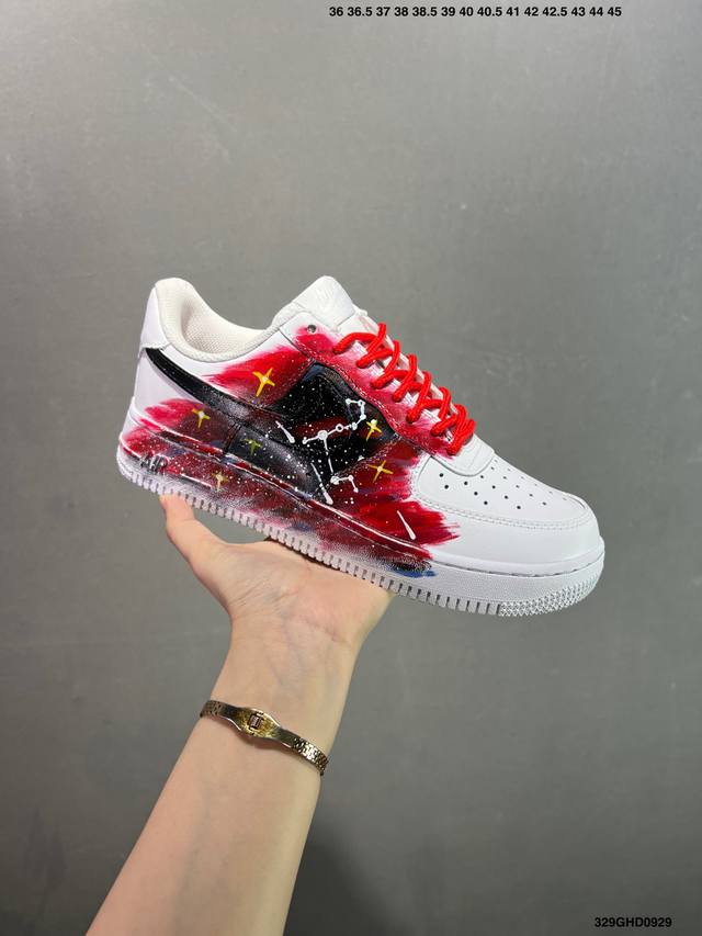 Company-level Nike Air Force 1 '07 Low Air Force One sports shoes in white, ori