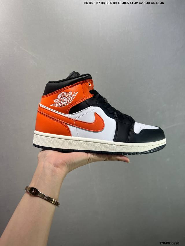 Company-level Air Jordan Aj1 Mid mid-top black and orange buckle Dq8426-801 ter