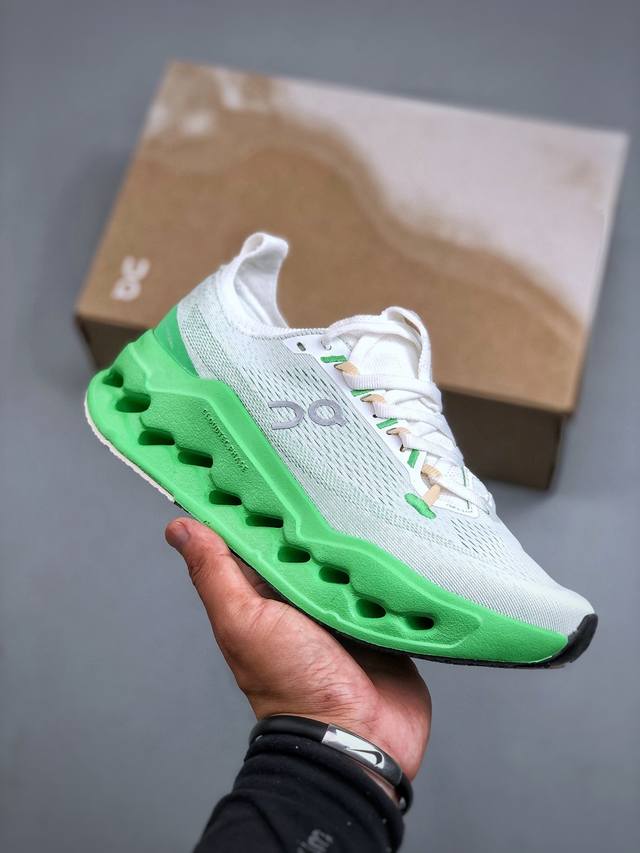 Cloudsurfer Max, a new all-around fitness training shoe, features cushioning an