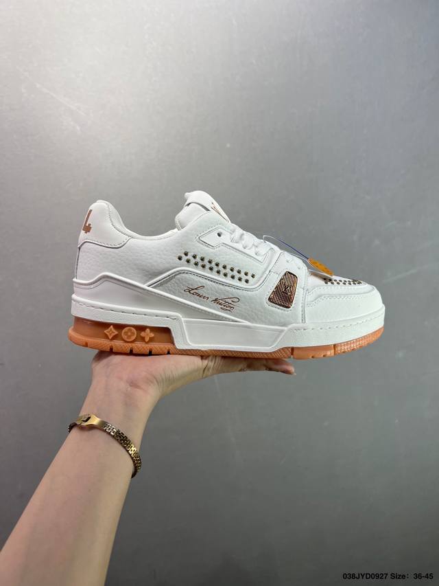 Corporate-grade Louis Vuitton LV Louis Vuitton sneakers New LV Trainer latest c
