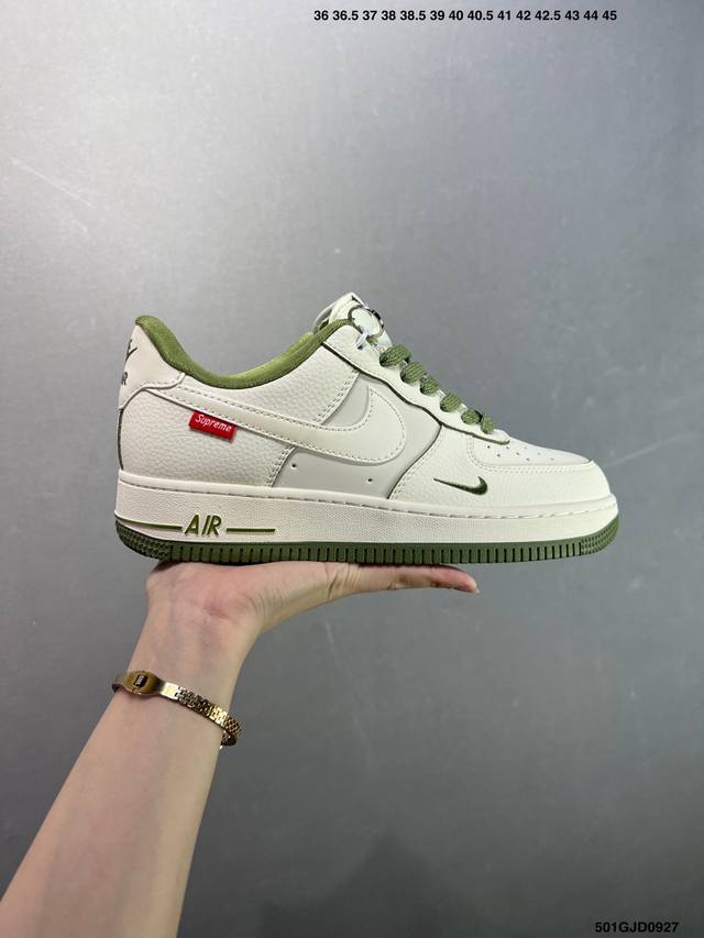 Corporate-grade Nike Air Force 1 '07 Low low-top sneakers and casual shoes with