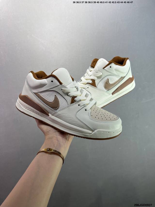 Air Jordan Stadium 90 Stadium The Jordan Stadium 90 is filled with nods to Tinke