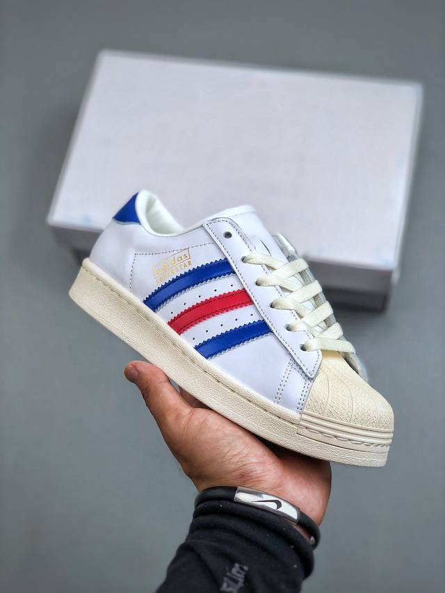 Adidas Originals Superstar Vintage, brand new colorway, shell-toe casual sneaker