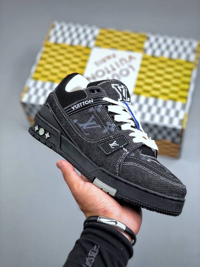 Lv Arch Licht Sneaker Lv Louis Vuitton low-top sneakers are accurate and consist