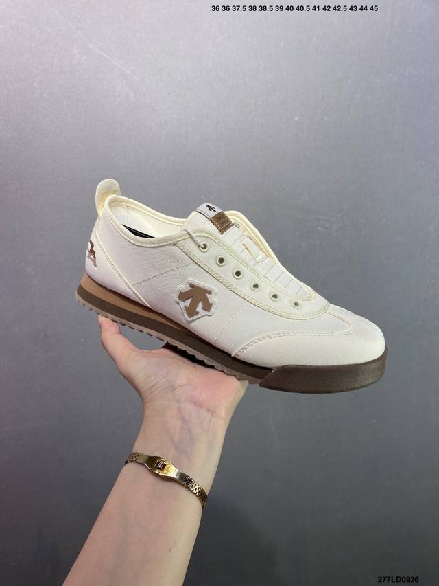 Special offer Descente Chron series unisex Chron retro sports casual shoes Item