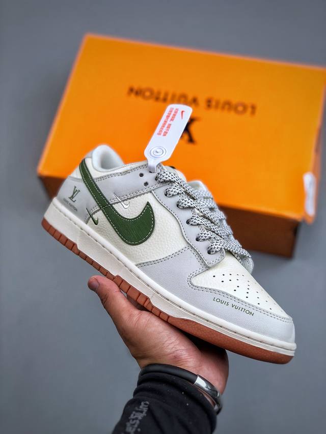 300 Xc Nike Dunk Low Retro co-branded low-top Nike casual sneakers. Made from pr