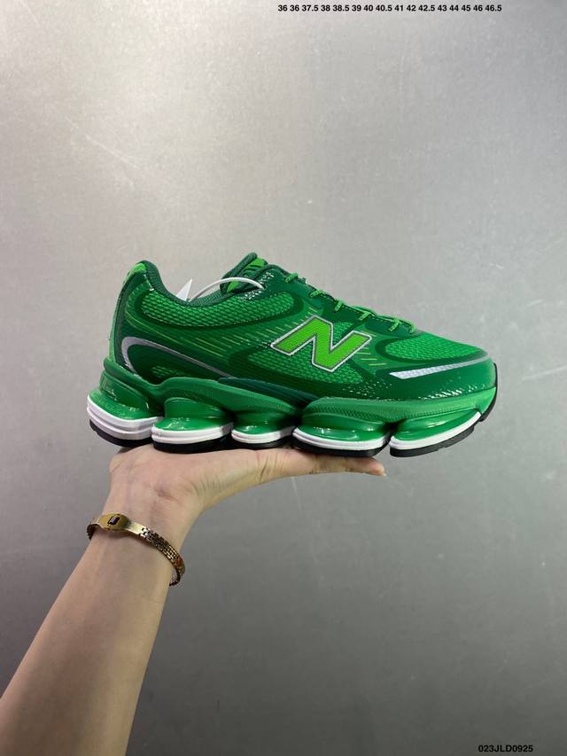 Corporate-grade New Balance Nb U 0Ea running shoes. This remake of a classic sh
