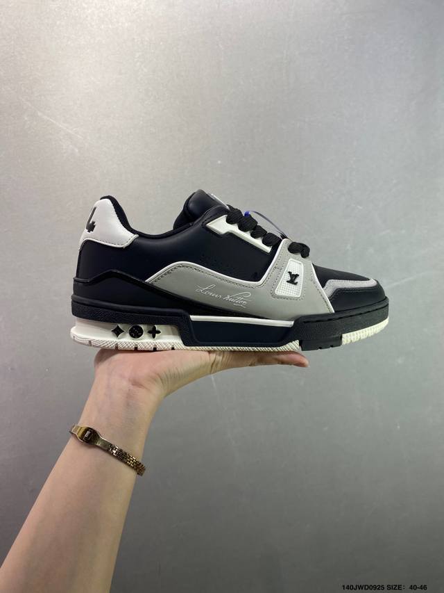 Louis Vuitton LV Louis Vuitton sneakers New LV Trainer sneakers in the latest co