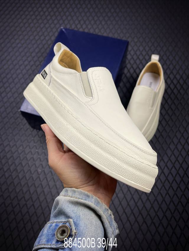 B Dior's new lightweight casual running shoes series. Guangdong quality, origina
