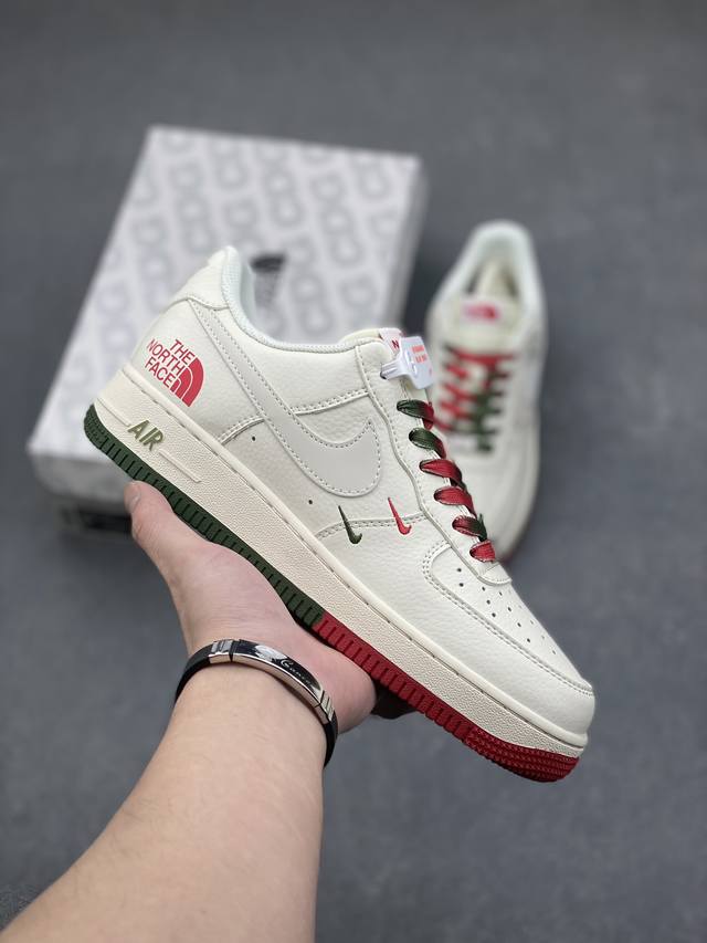 Limited overseas sale! Company-level Nike Air Force 1 '07 Low "The North Face J