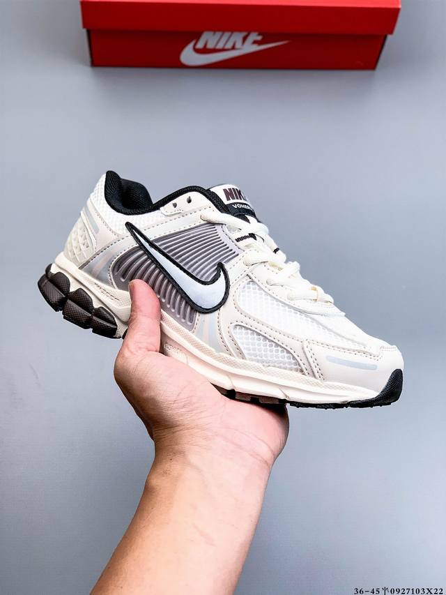 Exclusive 4-layer combination outsole Nike Zoom Vomero 5 Sp'vast Grey Sail' mar