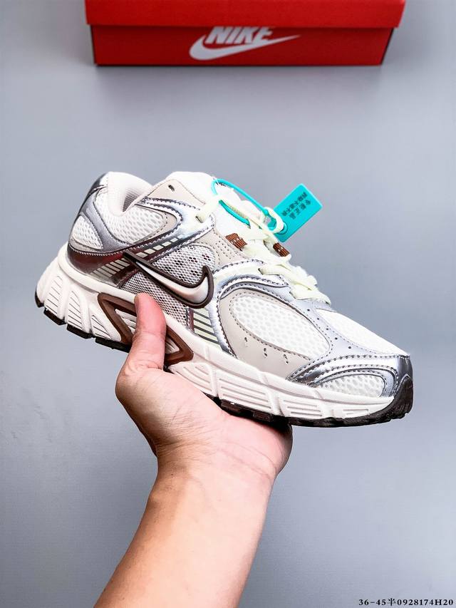 Nike V5 Rnr 25 new lightweight cushioning and support casual shoes are comforta