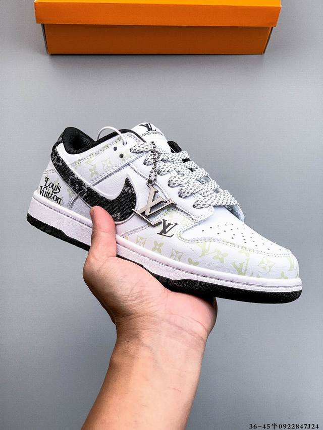 Authentic half size! Nike SB Dunk Low pro classic versatile casual skateboard s