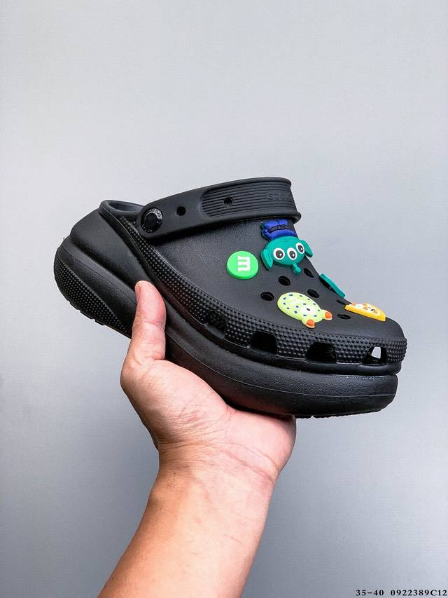 Cross Crocs Thick-Sole Hole Puff ShoesCrocs Puff Shoes feature a new silhouette,