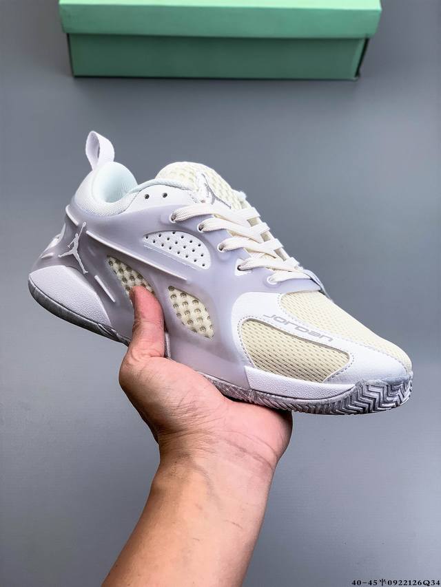 Jordan Heir PF, the new men's basketball shoe, inherits the first generation of