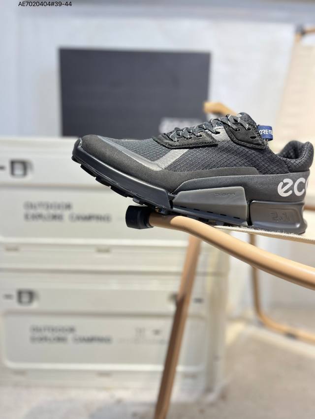 Ecco men's shoes are lightweight, breathable, comfortable, and durable. Skin-fri