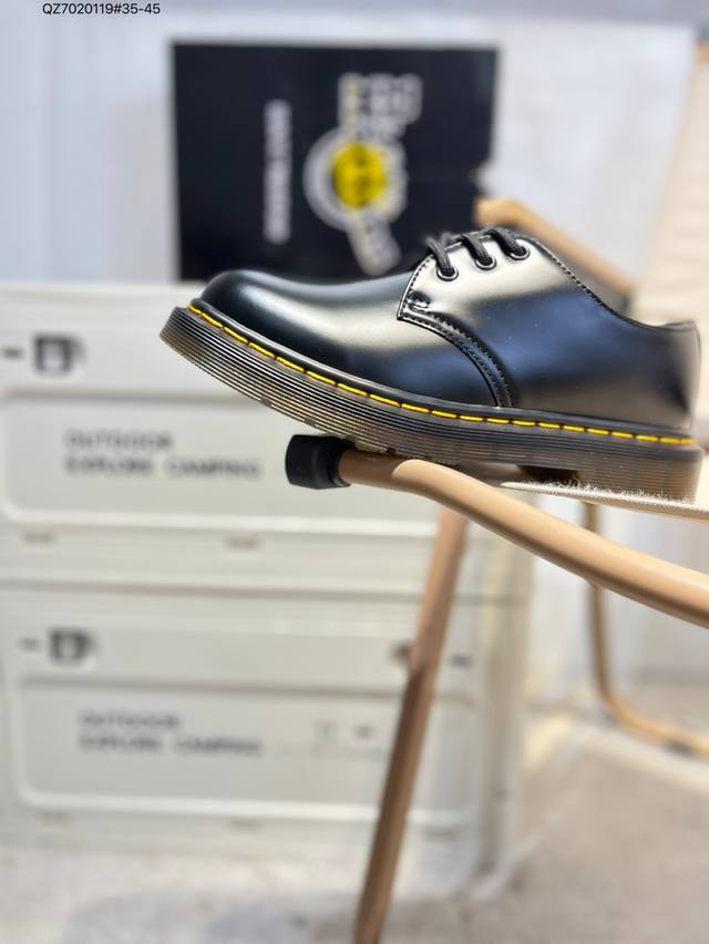 Dr.Martens 1460 series thick sole, motorcycle stitching, made with original mate