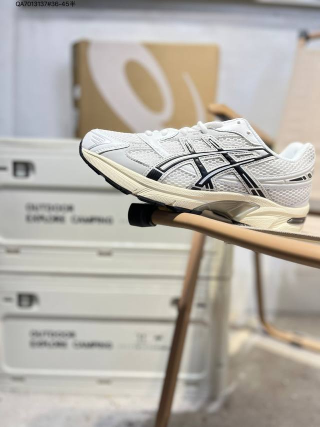 Asics Gel-1 Asics classic running shoes are now popular with functional and outd