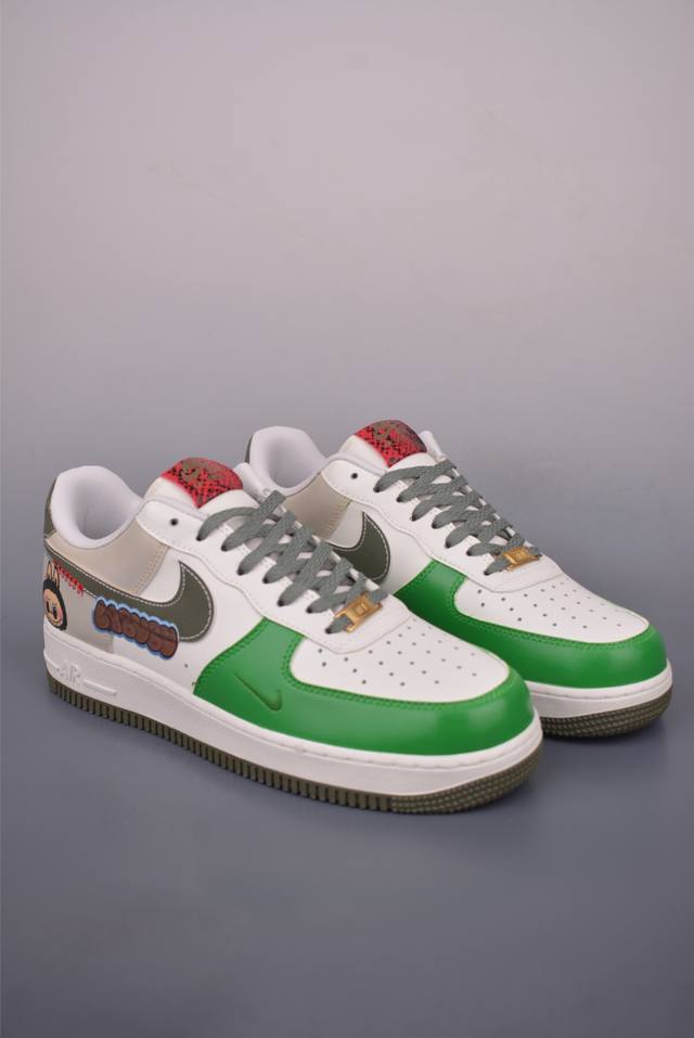 Nike Air Force 1 Low Labubu collaborationOriginal last and original cardboard cr