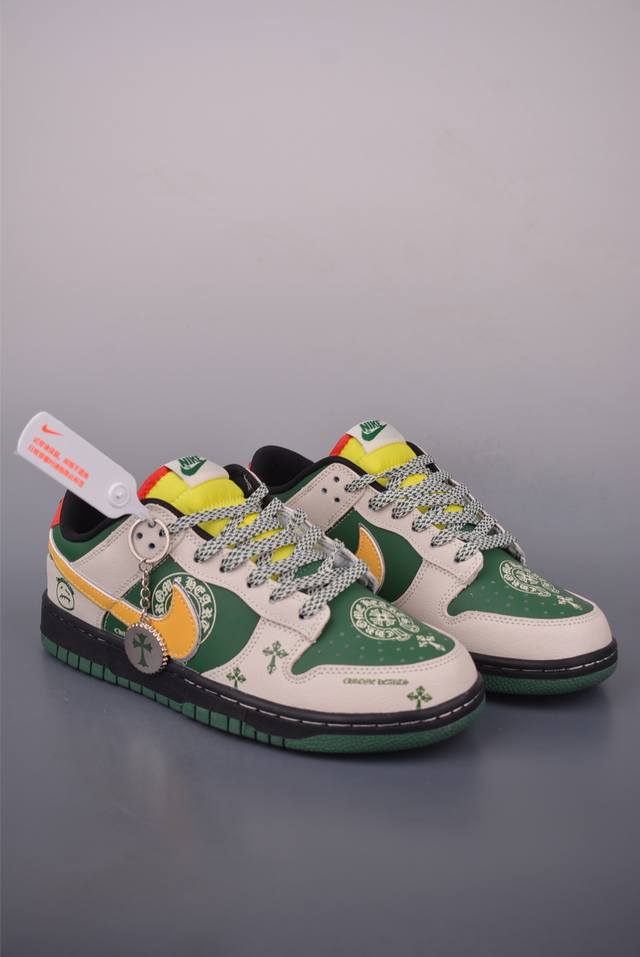 Nike Sb Dunk Low Givenchy collaborationPurely original product from a large fact