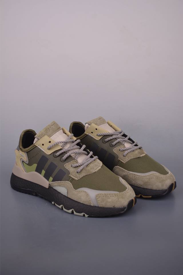 Ad Nite Jogger Boost has been completely upgraded. The Trefoil co-branded Night