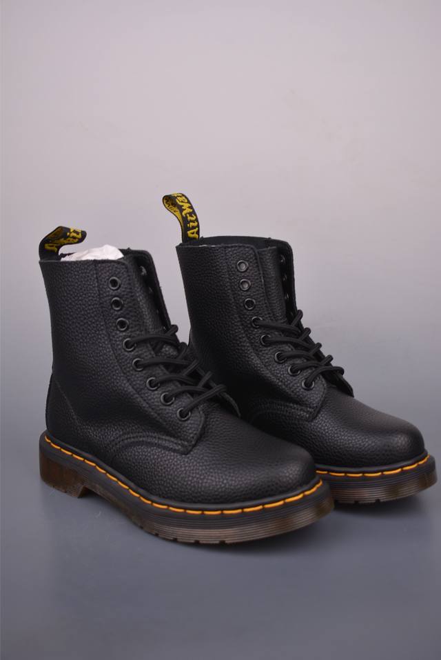 Dr.Martens Dr. Martin boots 1460 classic 8-hole series black lychee leather Some