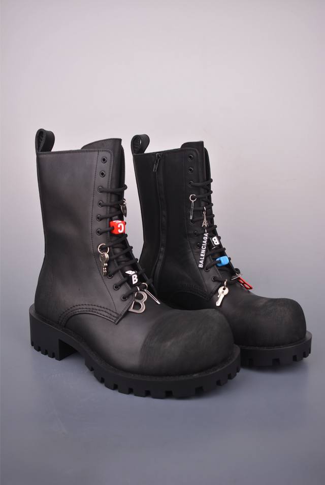 2025 winter's latest hot-selling Balenciaga Balenciaga Stomper super high barrel