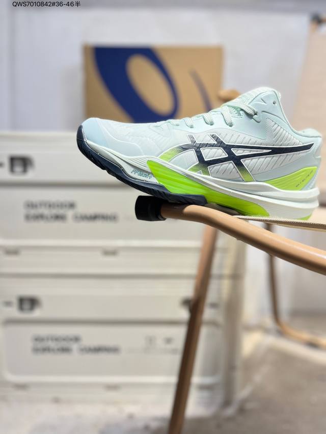 Asics Sky Elite Ff Mt 3 Asics classic running shoes are now popular with functio