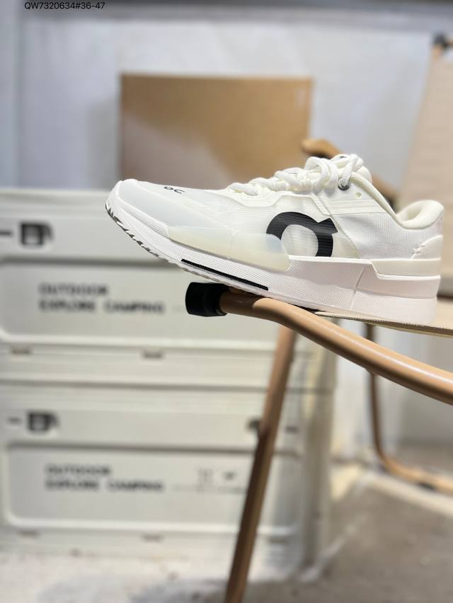 On Cloudnova Flux lightweight, comfortable, breathable, and cushioned running sh