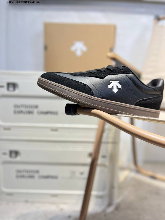 Descente Court Sb Best quality on the market, differentiated by market version